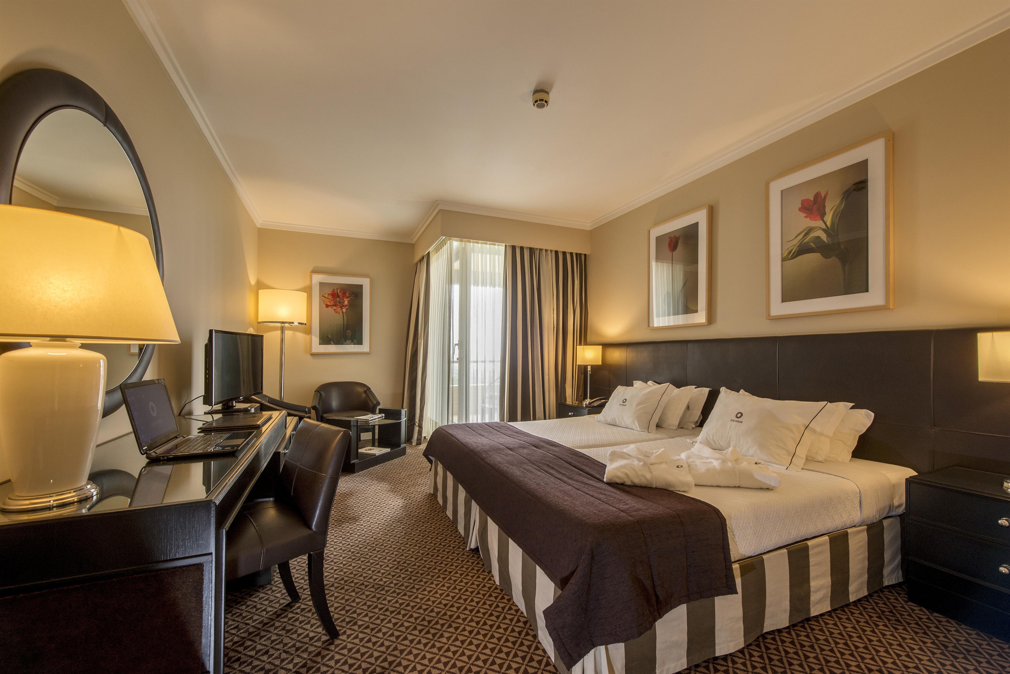 Hotel Solverde Spa And Wellness Center Vila Nova de Gaia Exteriér fotografie A room at the hotel