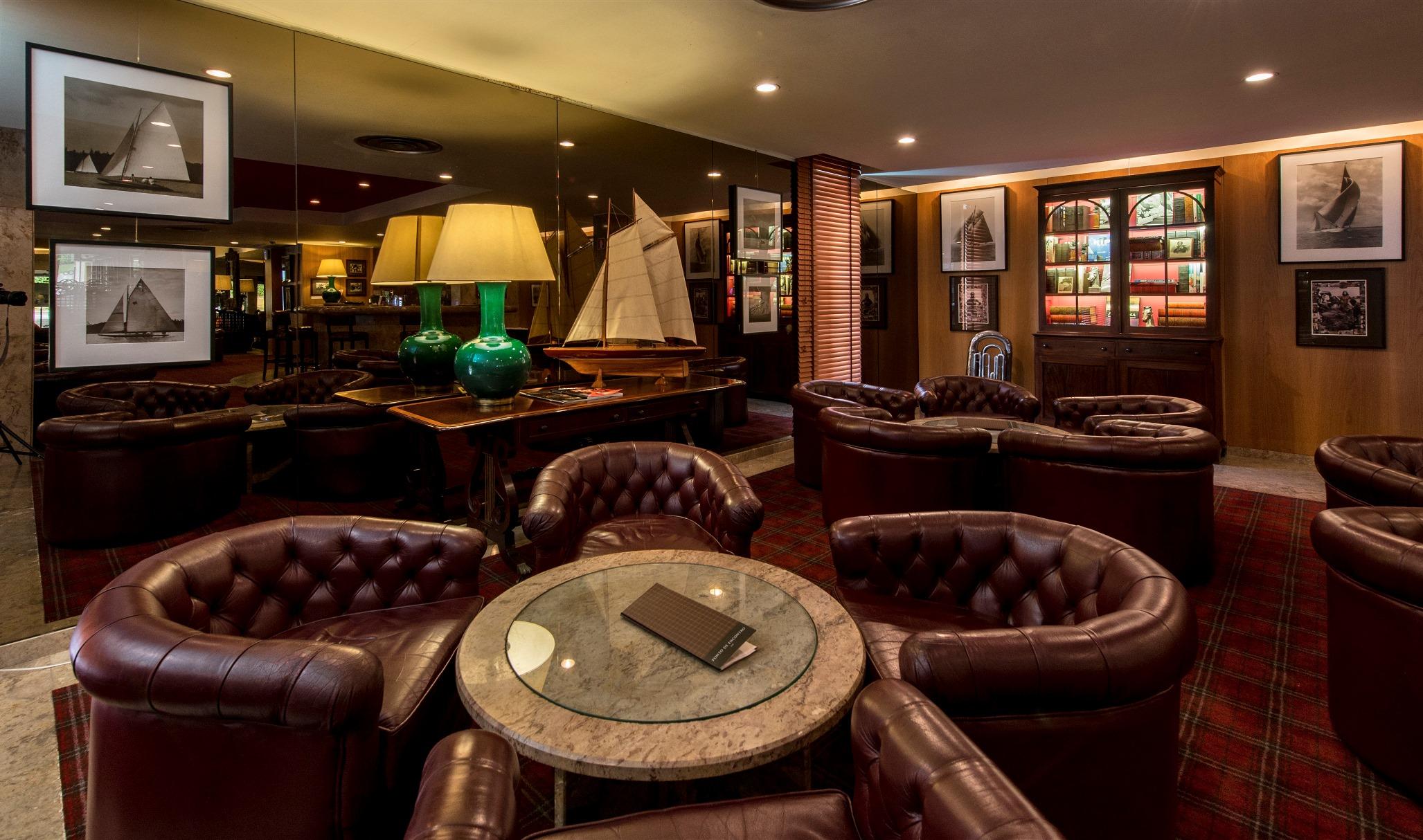 Hotel Solverde Spa And Wellness Center Vila Nova de Gaia Exteriér fotografie The Library at The Ivy