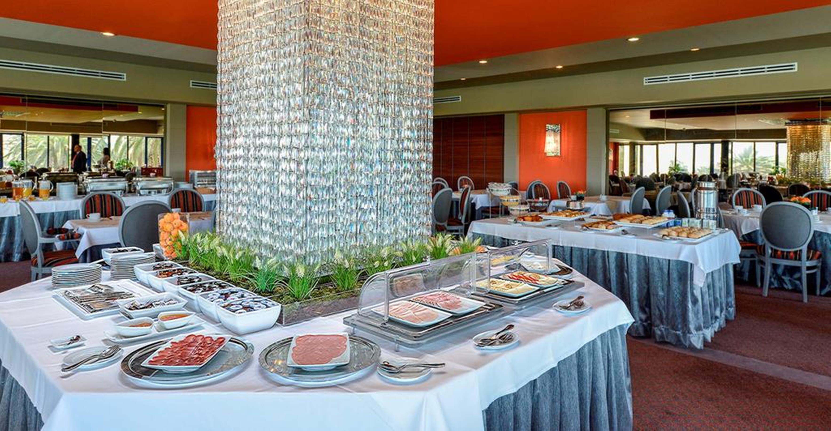 Hotel Solverde Spa And Wellness Center Vila Nova de Gaia Exteriér fotografie Buffet at a hotel