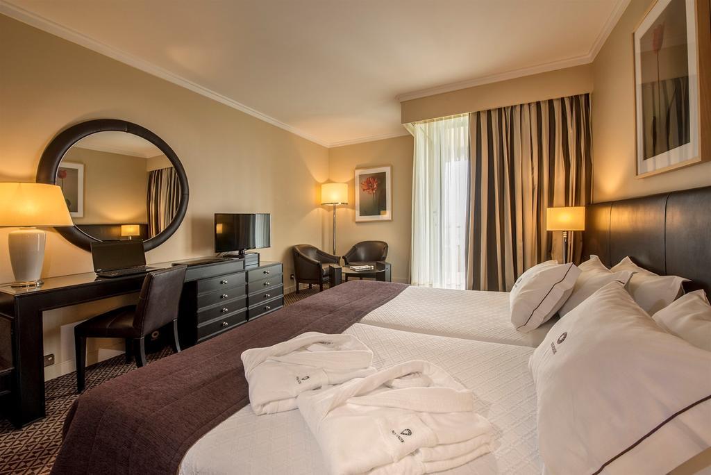 Hotel Solverde Spa And Wellness Center Vila Nova de Gaia Pokoj fotografie A room at the hotel